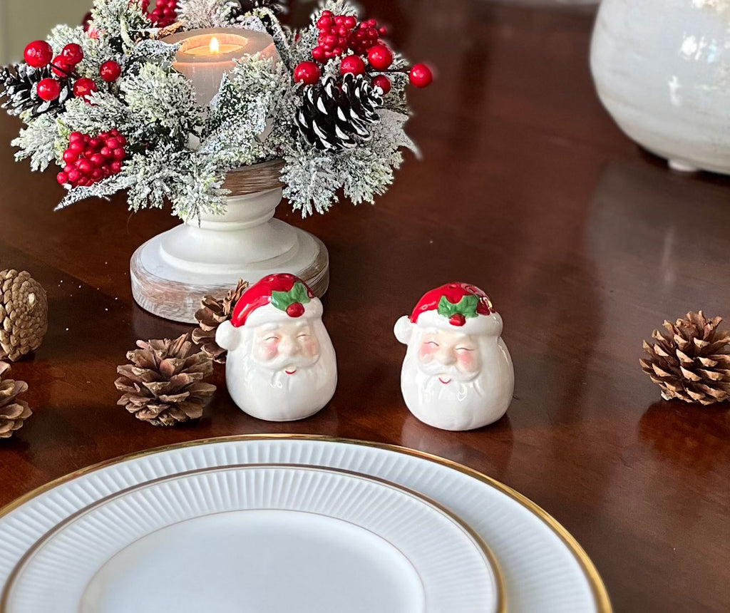 Santa Claus Christmas Salt and Pepper Shaker Set, 2.75 Inches, Red and White Ceramic