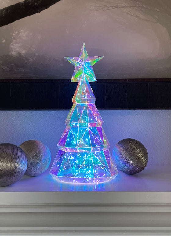 15 Inch Holographic 3D Lighted Christmas Tree, Tabletop, 8 Function Remote, USB/Battery Operated, Clear Plexi