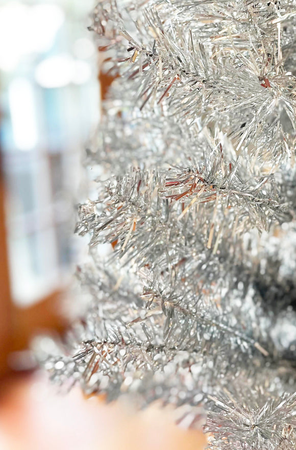 Silver Christmas Tinsel Tree, 36 Inches High x 17 Inches Wide, 88 Tips, Wired Branches with White Stand