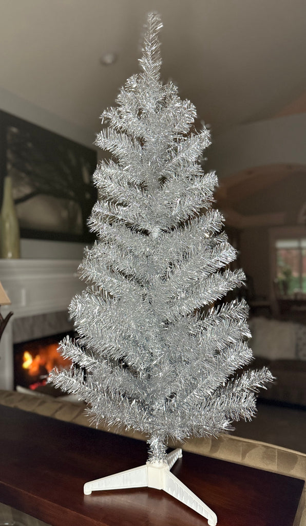 Silver Tinsel Christmas Tree, 4 Feet High x 22 Inches Wide, 123 Tips, Adjustable Wired Branches, White Stand
