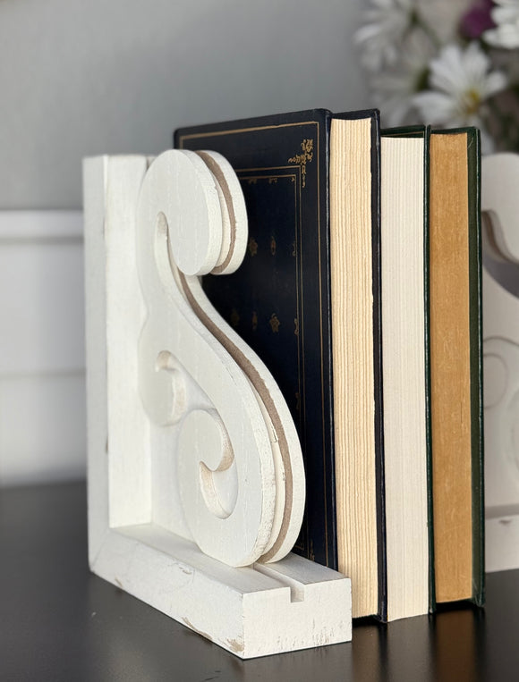 Decorative Wood Corbel Bookends, White Carved Design, 7-7/8 x 5-7/8 x 2 inches, Set of 2