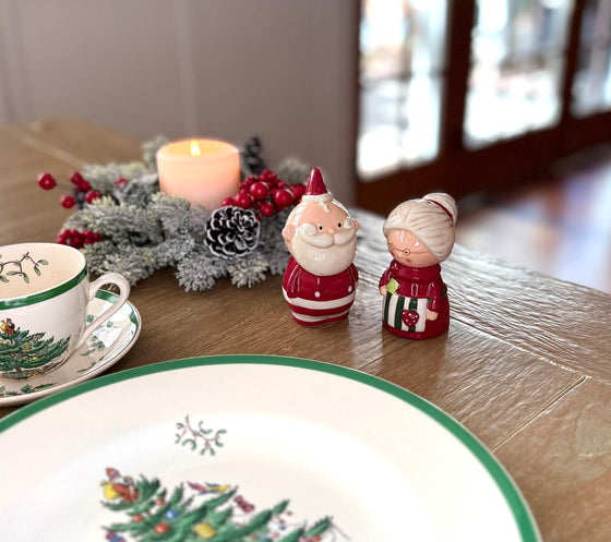 Christmas Salt and Pepper Shaker Set, Ceramic Santa and Mrs. Claus, 4.25 and 3.75 Inches High, Red and White