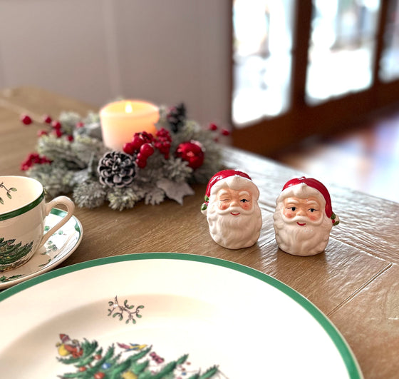 Vintage-Style Christmas Salt and Pepper Shaker Set, Ceramic Santa Design, Red and White, 2.75 Inches