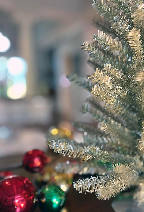 Vintage Silver Tinsel Christmas Tree, 15 Inches High, 125 Tips, Metal Stand, Tabletop Size